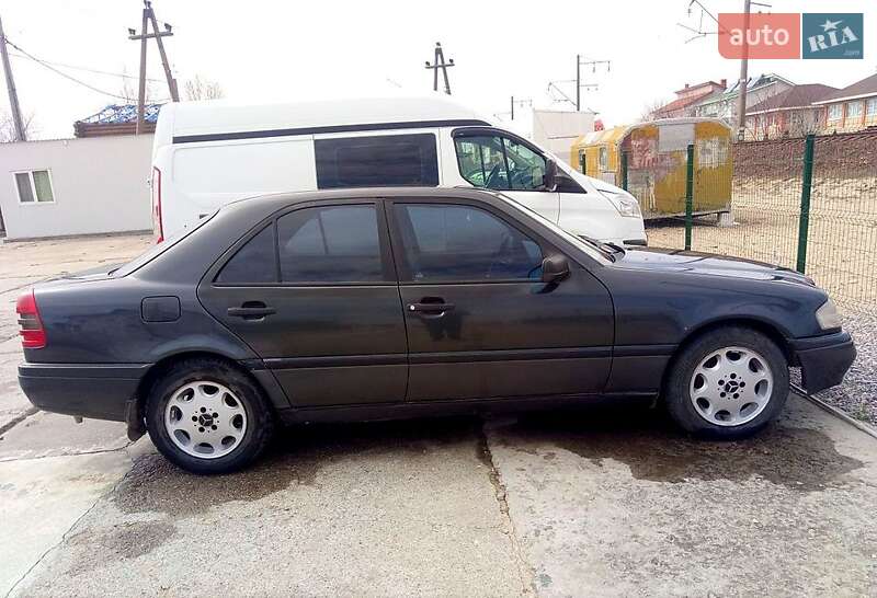 Седан Mercedes-Benz C-Class 1993 в Белгороде-Днестровском