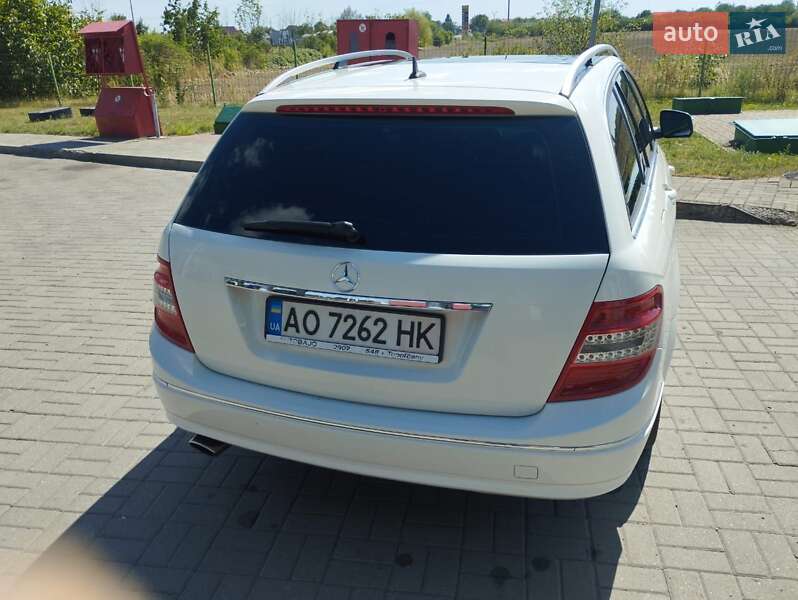 Универсал Mercedes-Benz C-Class 2008 в Ужгороде фото 4 Универсал Mercedes-Benz C-Class 2008 в Ужгороде