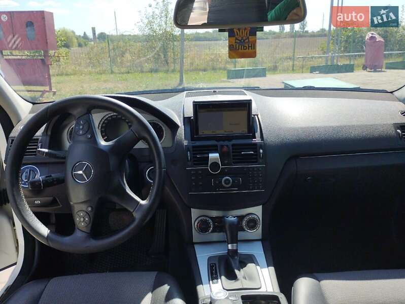 Универсал Mercedes-Benz C-Class 2008 в Ужгороде фото 9 Универсал Mercedes-Benz C-Class 2008 в Ужгороде