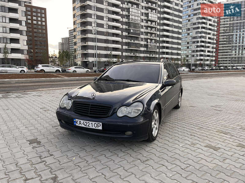 Универсал Mercedes-Benz C-Class 2001 в Киеве