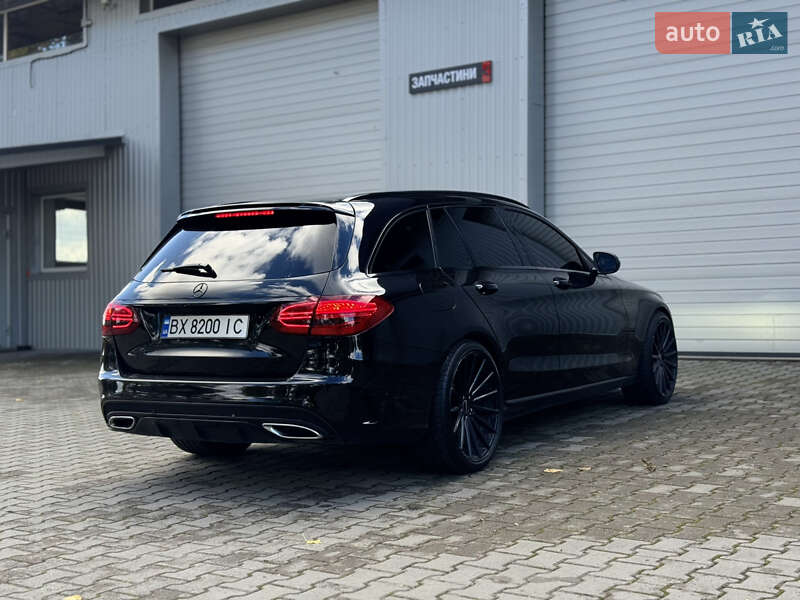 Універсал Mercedes-Benz C-Class 2014 в Хмельницькому