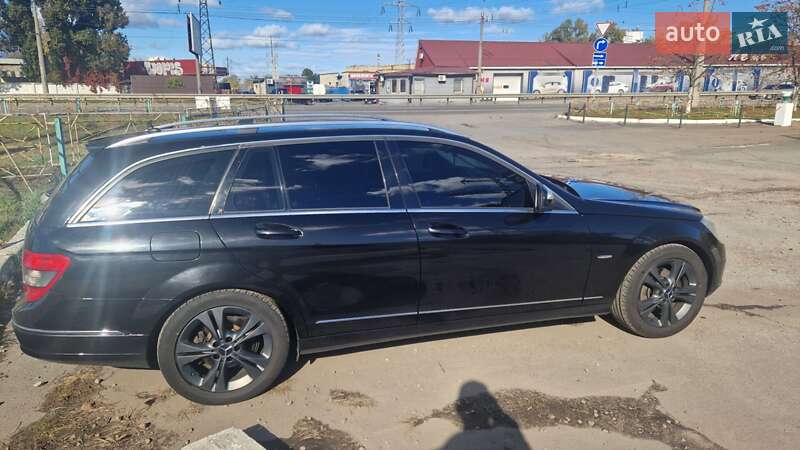 Універсал Mercedes-Benz C-Class 2008 в Києві фото 2 Універсал Mercedes-Benz C-Class 2008 в Києві