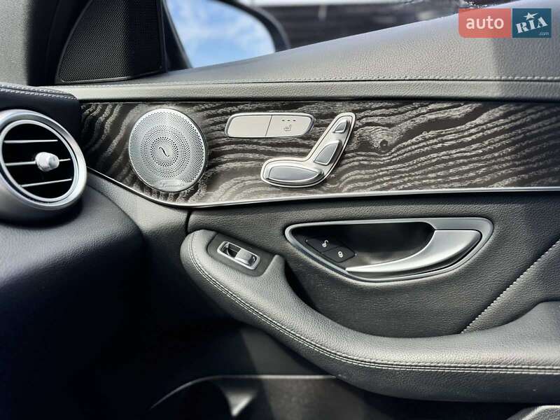 Седан Mercedes-Benz C-Class 2015 в Кривом Роге