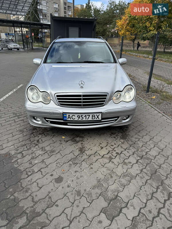 Универсал Mercedes-Benz C-Class 2007 в Луцке