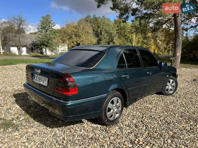 Седан Mercedes-Benz C-Class 1998 в Черновцах