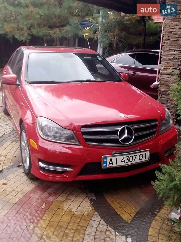 Седан Mercedes-Benz C-Class 2014 в Киеве