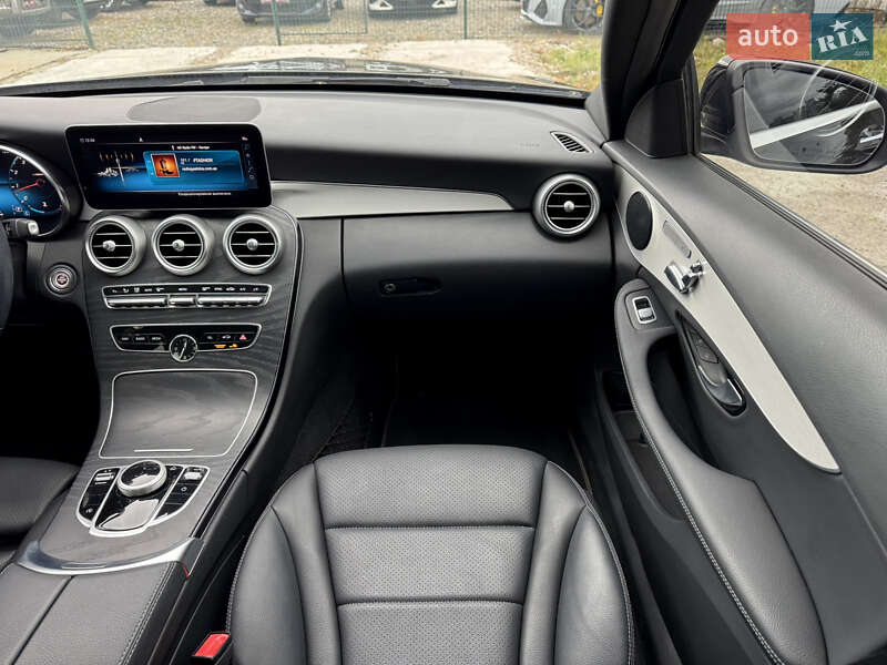 Седан Mercedes-Benz C-Class 2021 в Киеве