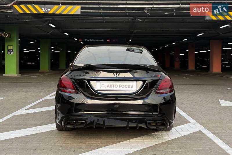 Седан Mercedes-Benz C-Class 2017 в Киеве