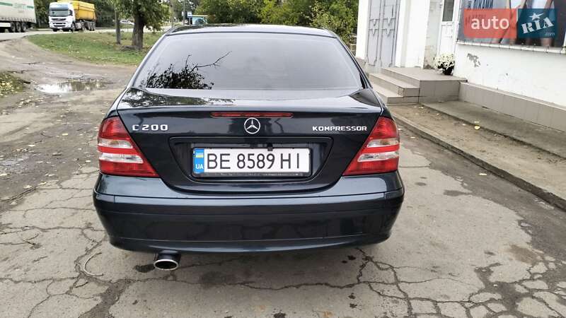 Седан Mercedes-Benz C-Class 2004 в Новій Одесі
