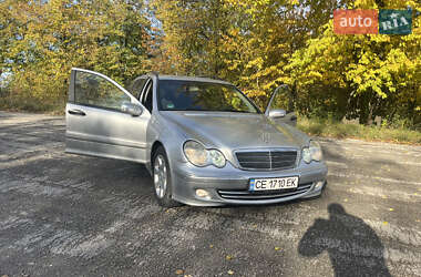 Універсал Mercedes-Benz C-Class 2004 в Кельменцях