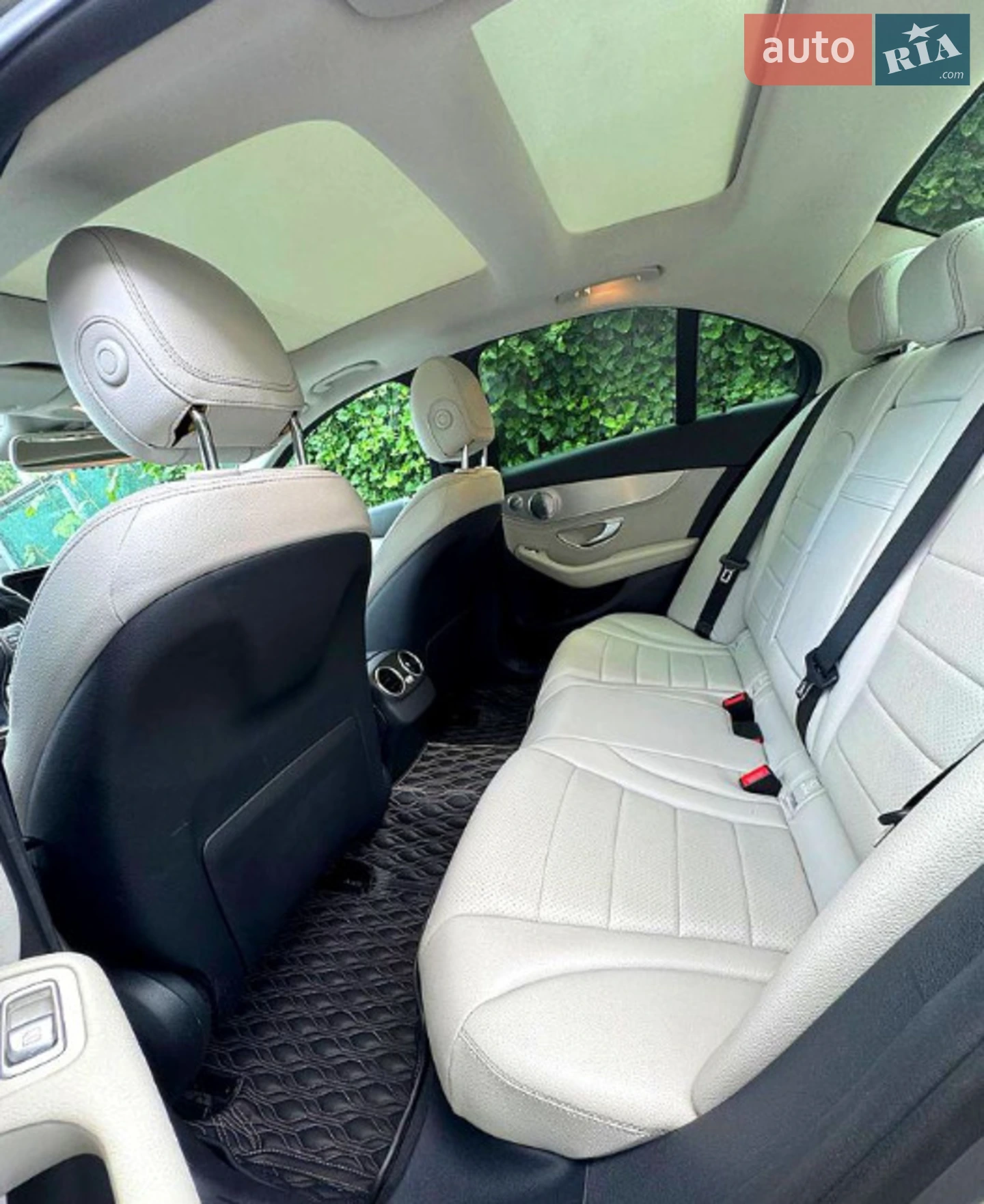 2015 Mercedes-Benz C-klasse - мініатюра 12