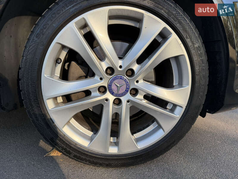 Седан Mercedes-Benz C-Class 2011 в Києві