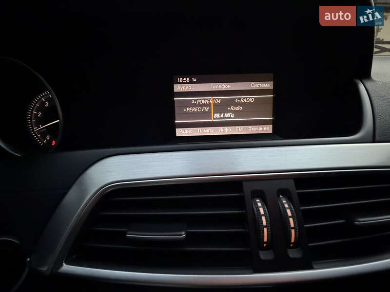 Седан Mercedes-Benz C-Class 2011 в Києві
