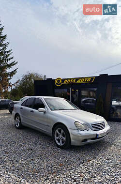 Седан Mercedes-Benz C-Class 2003 в Коломые