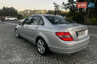 Седан Mercedes-Benz C-Class 2009 в 