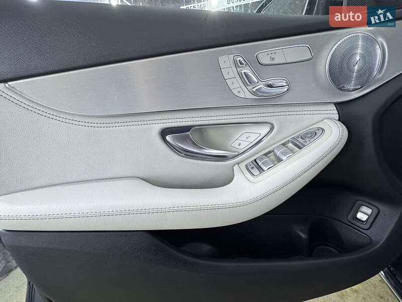 Седан Mercedes-Benz C-Class 2016 в Львове