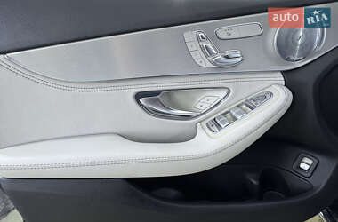 Седан Mercedes-Benz C-Class 2016 в 