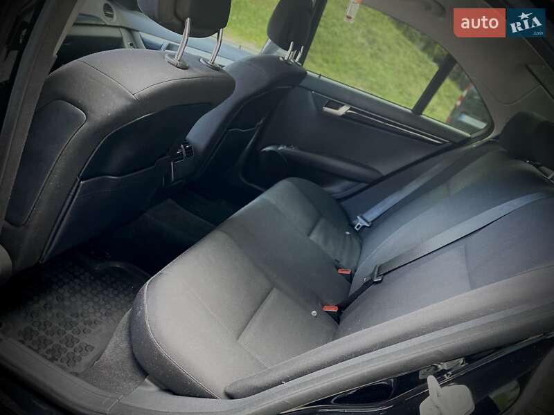 Седан Mercedes-Benz C-Class 2013 в Макарове