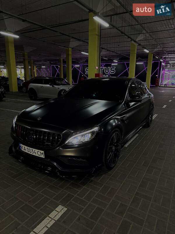 Седан Mercedes-Benz C-Class 2017 в Киеве