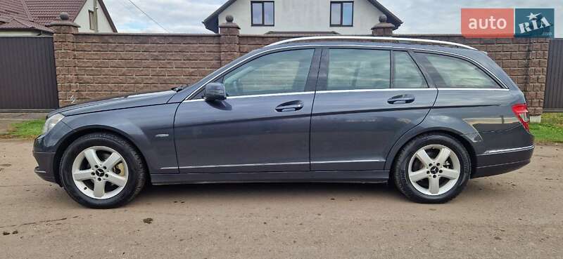 Універсал Mercedes-Benz C-Class 2011 в Дубні