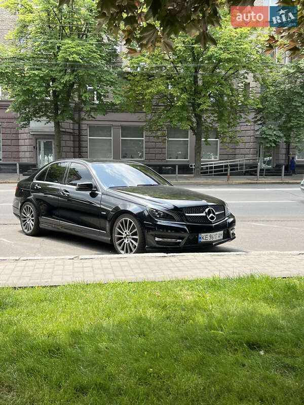 Седан Mercedes-Benz C-Class 2011 в Києві фото 14 Седан Mercedes-Benz C-Class 2011 в Києві