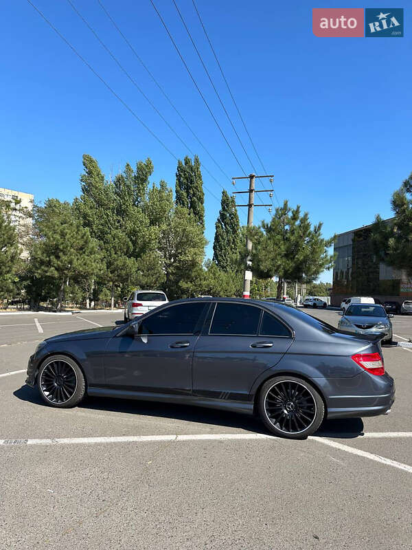 Седан Mercedes-Benz C-Class 2007 в Одесі