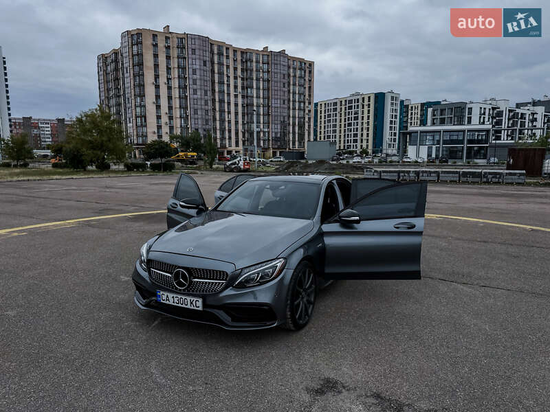 Седан Mercedes-Benz C-Class 2018 в Черкасах