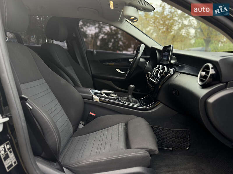 Универсал Mercedes-Benz C-Class 2015 в Киеве