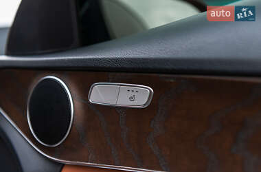 Седан Mercedes-Benz C-Class 2018 в  фото 32 Седан Mercedes-Benz C-Class 2018 в