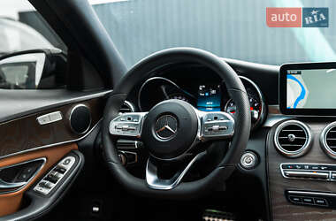 Седан Mercedes-Benz C-Class 2018 в  фото 22 Седан Mercedes-Benz C-Class 2018 в