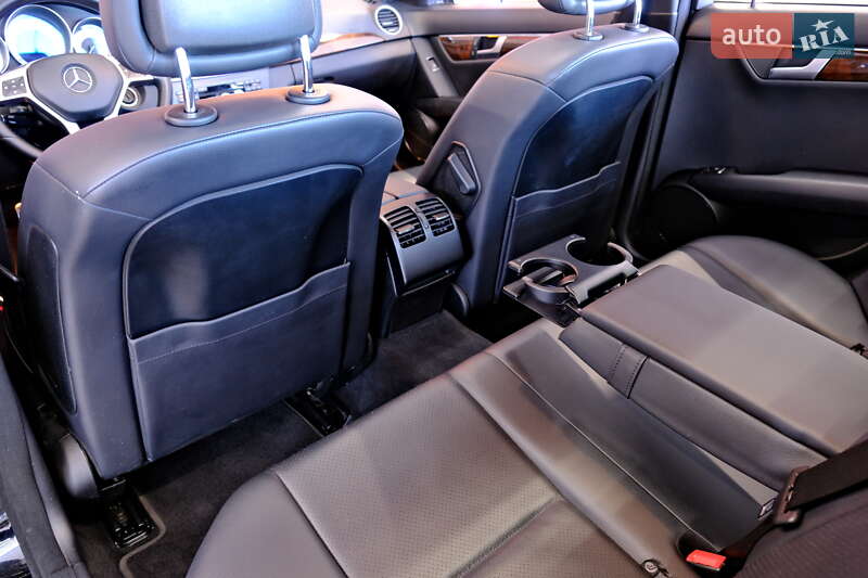 Седан Mercedes-Benz C-Class 2014 в Одессе