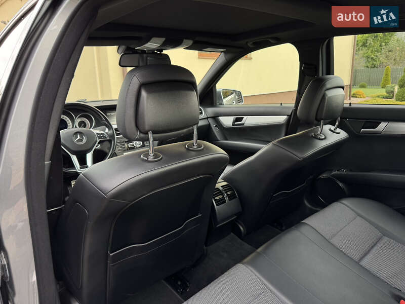 Седан Mercedes-Benz C-Class 2013 в Ивано-Франковске