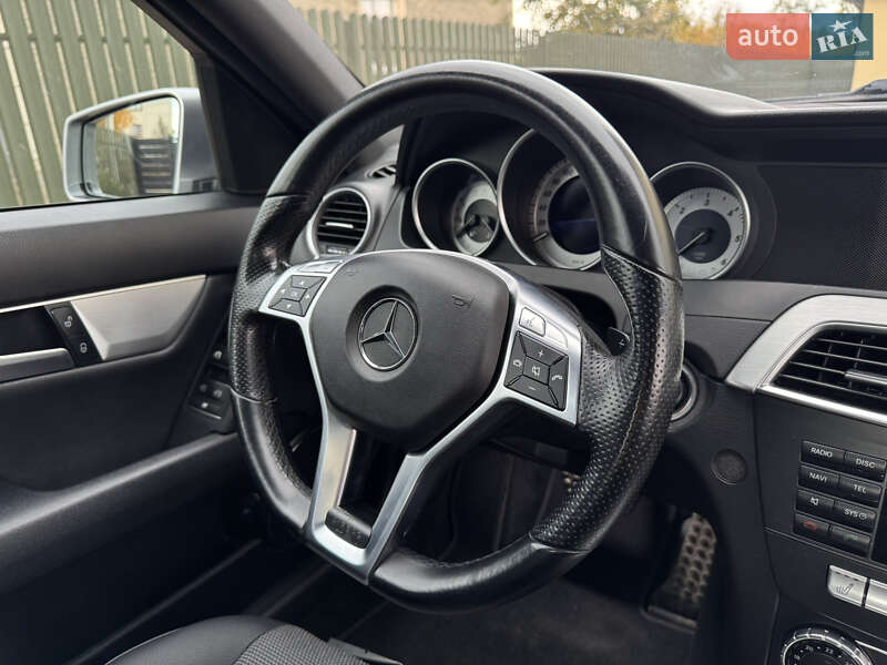 Седан Mercedes-Benz C-Class 2013 в Ивано-Франковске