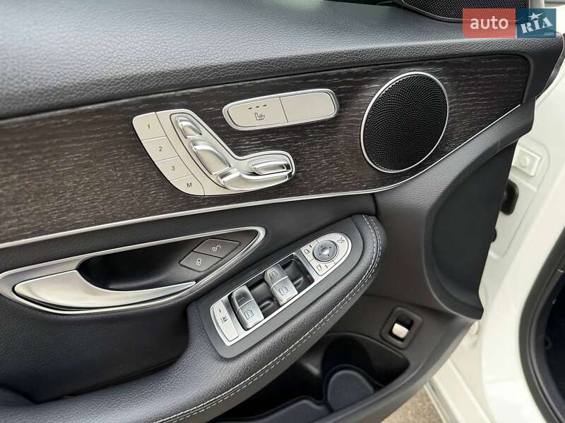 Седан Mercedes-Benz C-Class 2018 в Києві