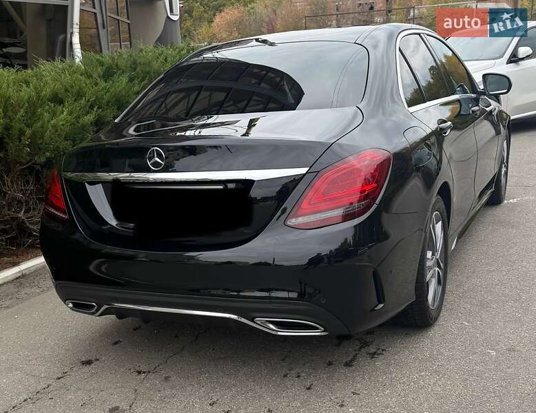 Седан Mercedes-Benz C-Class 2019 в Києві