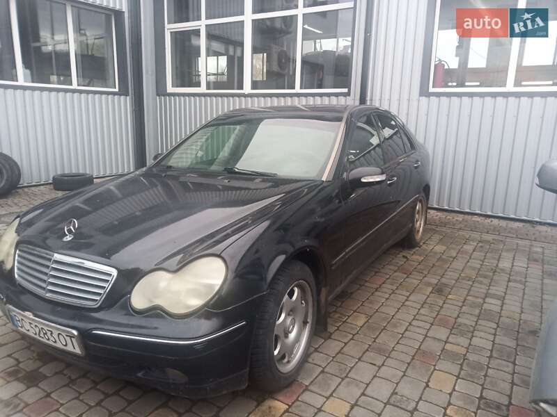 Седан Mercedes-Benz C-Class 2001 в Дрогобыче