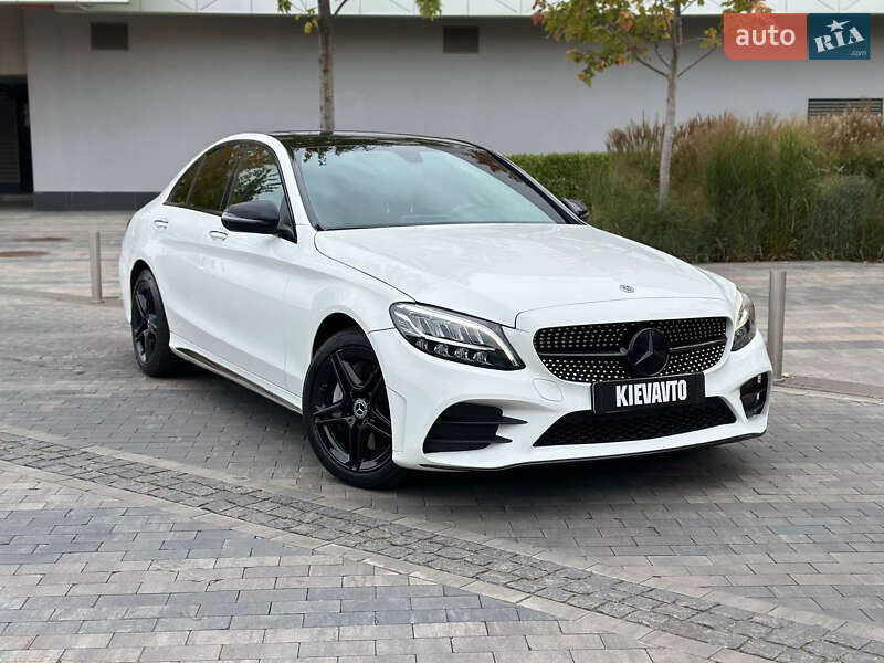 Mercedes-Benz C-Class 2019