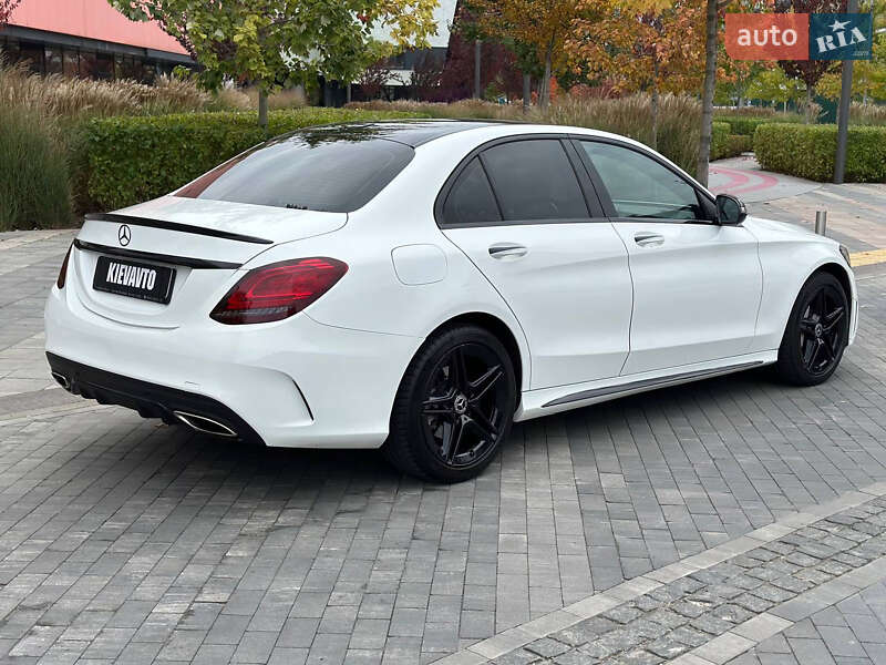 Седан Mercedes-Benz C-Class 2019 в Киеве