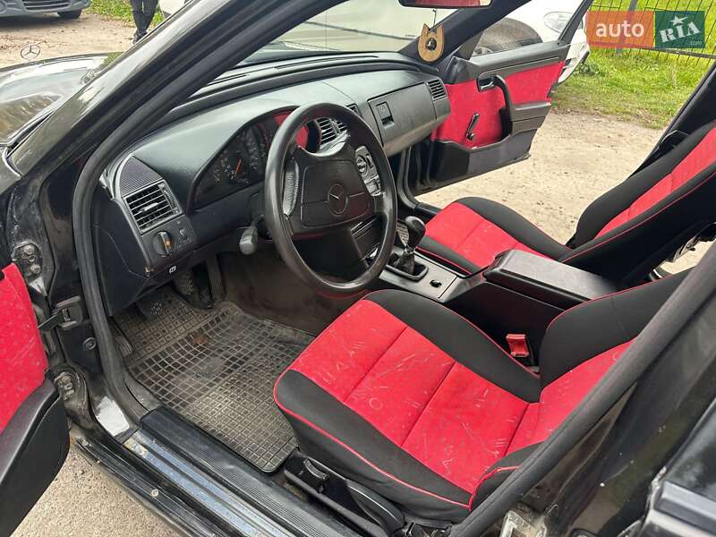 Седан Mercedes-Benz C-Class 1994 в Ковеле фото 5 Седан Mercedes-Benz C-Class 1994 в Ковеле