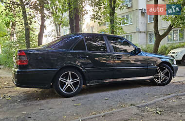 Седан Mercedes-Benz C-Class 1995 в 