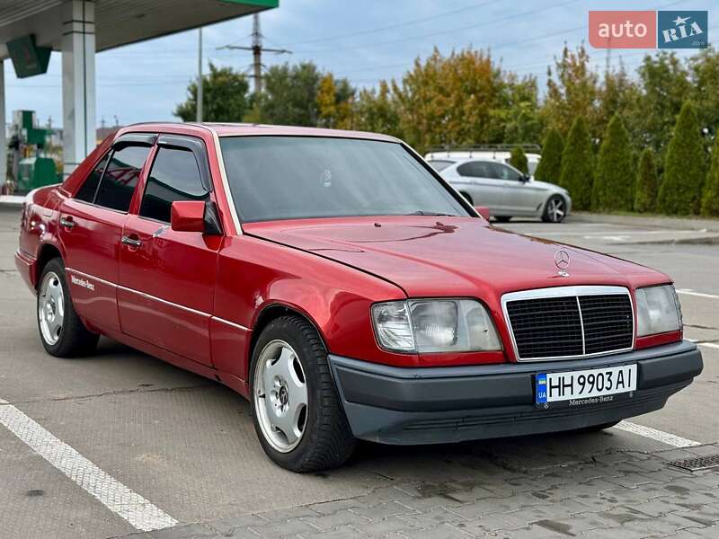 Седан Mercedes-Benz C-Class 1995 в Дачном