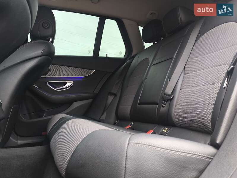 Універсал Mercedes-Benz C-Class 2015 в Києві