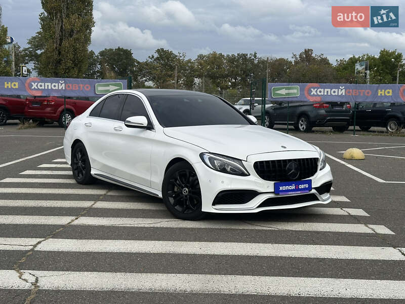 Седан Mercedes-Benz C-Class 2017 в Одессе