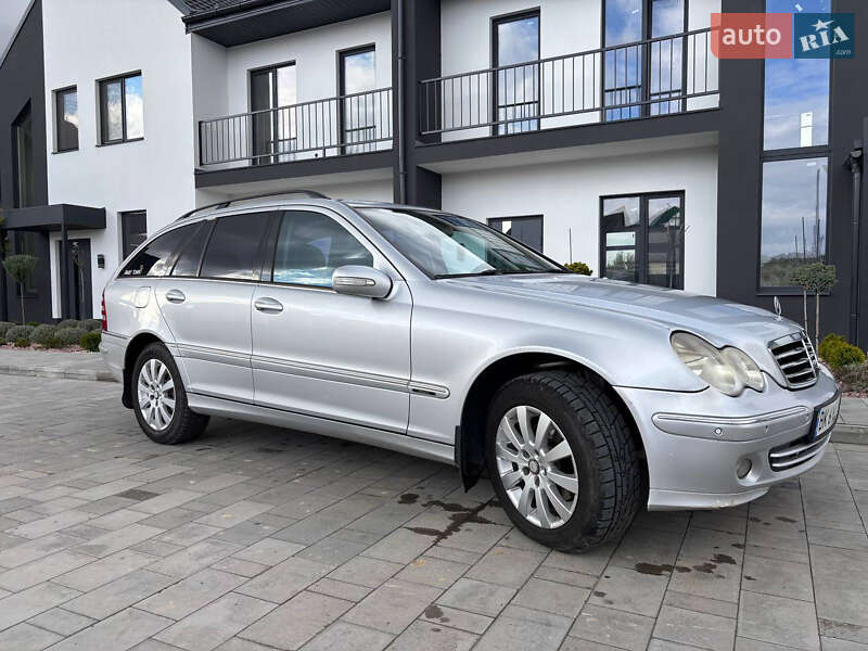 Mercedes-Benz C-Class 2007
