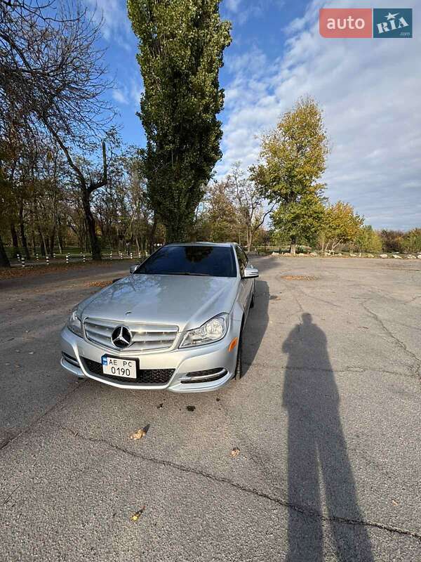 Седан Mercedes-Benz C-Class 2013 в Павлограде