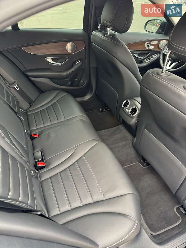 Седан Mercedes-Benz C-Class 2019 в Києві фото 30 Седан Mercedes-Benz C-Class 2019 в Києві