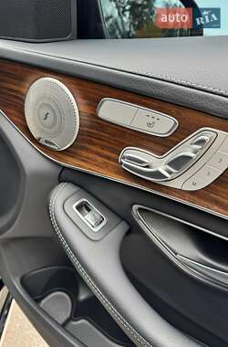 Седан Mercedes-Benz C-Class 2019 в 