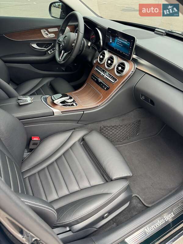Седан Mercedes-Benz C-Class 2019 в Києві фото 45 Седан Mercedes-Benz C-Class 2019 в Києві