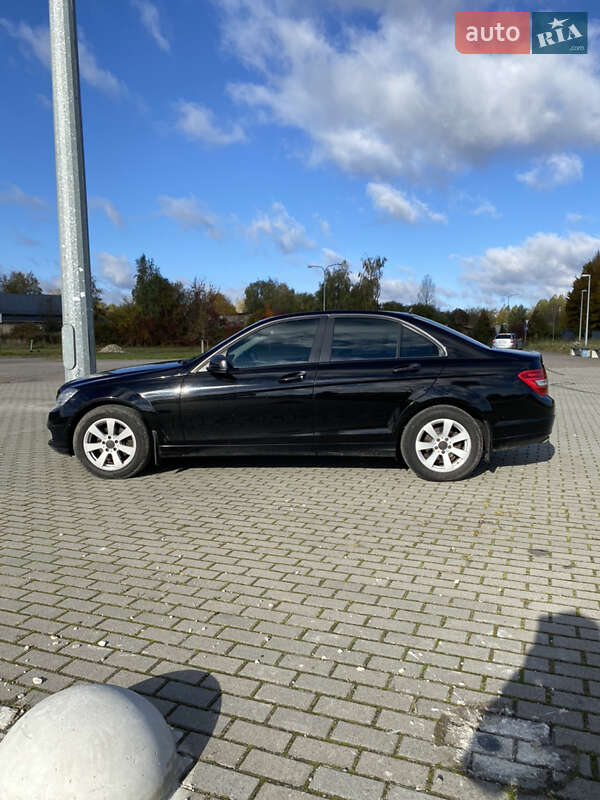 Седан Mercedes-Benz C-Class 2008 в Львове фото 3 Седан Mercedes-Benz C-Class 2008 в Львове