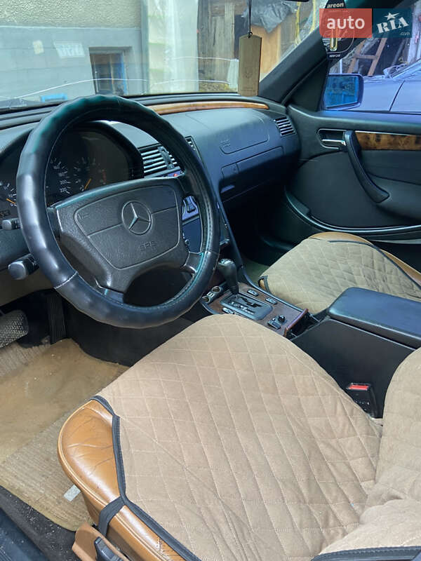 Седан Mercedes-Benz C-Class 1998 в Тернополі фото 2 Седан Mercedes-Benz C-Class 1998 в Тернополі